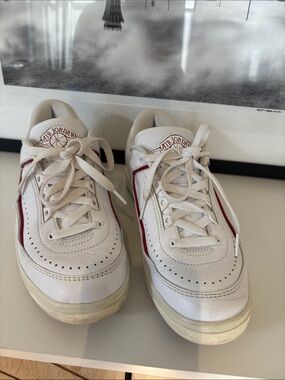 Air Jordan Retro 2 Low